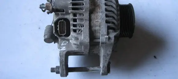 Mitsubishi Outlander Generator/alternator 1800A067