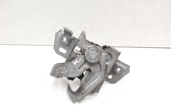 Volvo V50 Engine bonnet/hood lock/catch 30716530 30716529