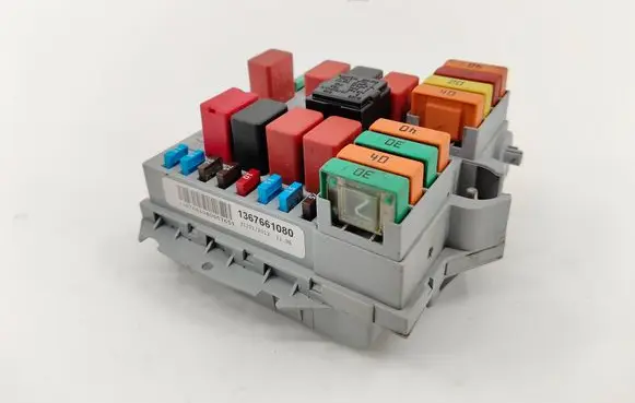 Fiat Ducato Fuse module 1367661080