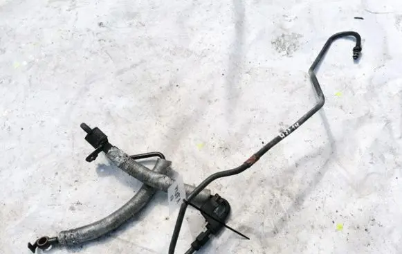 Mazda Xedos 9 Power steering hose/pipe/line