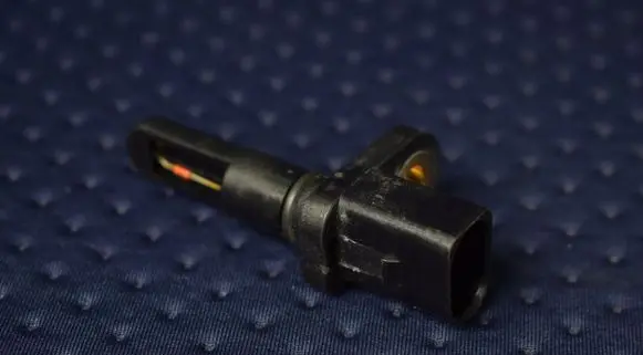Audi Q7 4M Oil temperature sensor 06B905379D