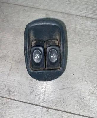 Renault Scenic I Electric window control switch 7700836269
