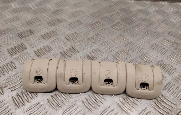 Audi Q5 SQ5 ISOFIX cover 8R0887233