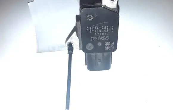 Toyota Verso Mass air flow meter 2220428010