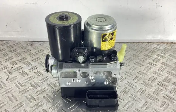 Lexus RC ABS Pump 4451030290 1ZC221258