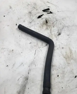 Audi A4 S4 B5 8D Engine coolant pipe/hose