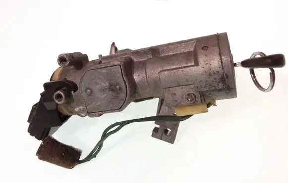 Mazda 626 Ignition lock SL17