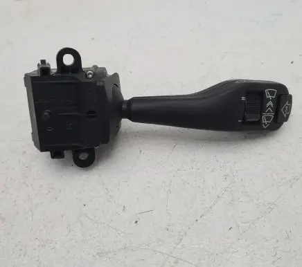 BMW 5 E39 Wiper control stalk 8375408 01204030