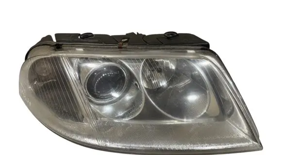 Volkswagen PASSAT B5.5 Headlight/headlamp