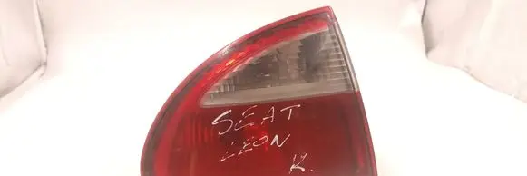 Seat Leon (1M) Rear/tail lights 1M6945257