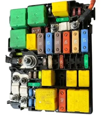 Peugeot 308 Fuse module 9804848580 9673062180
