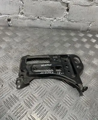 Battery bracket