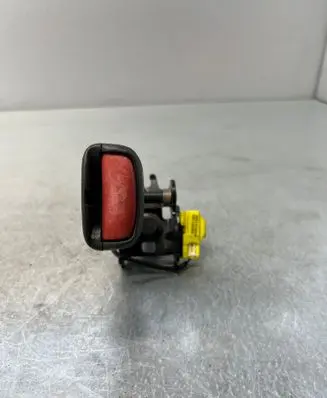 Volvo S80 Front seatbelt buckle 8623450