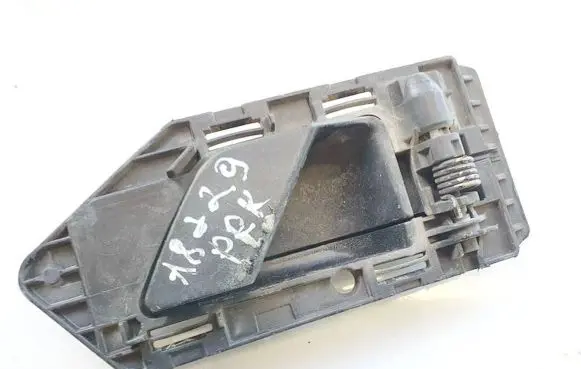 Peugeot Partner Front door interior handle 9621422977