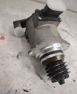 BMW 6 F06 Gran coupe Hydraulic servotronic pressure valve 9326040301