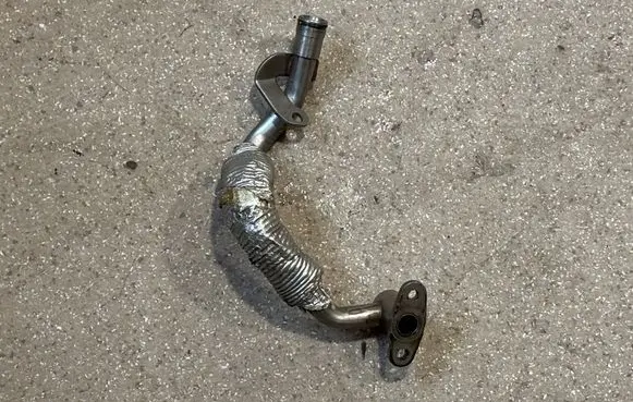 BMW M4 F82 F83 Turbo turbocharger oiling pipe/hose 7848526