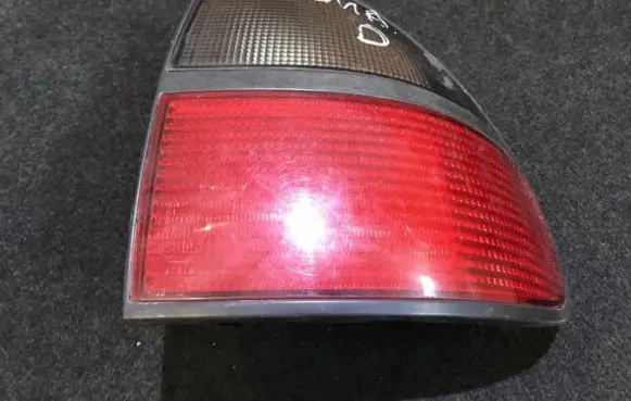 Renault Laguna I Rear/tail lights 7700820051