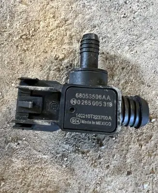Jeep Grand Cherokee Vacuum valve 68053596AA 0265005319 68053596A