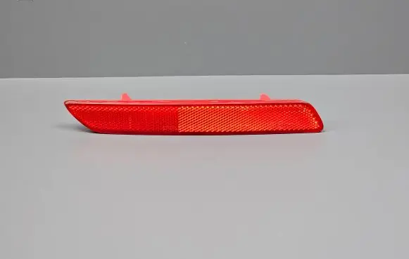 Honda CR-V Rear tail light reflector P9069