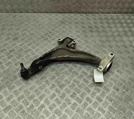 Volvo XC60 Front lower control arm/wishbone 32370923