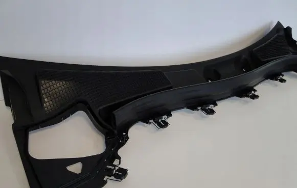 Mercedes-Benz EQA Wiper trim A2478302800