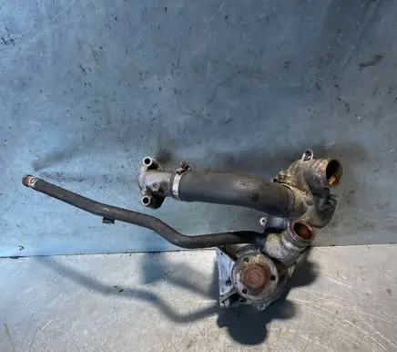 Mercedes-Benz C AMG W202 Water pump 1042030374