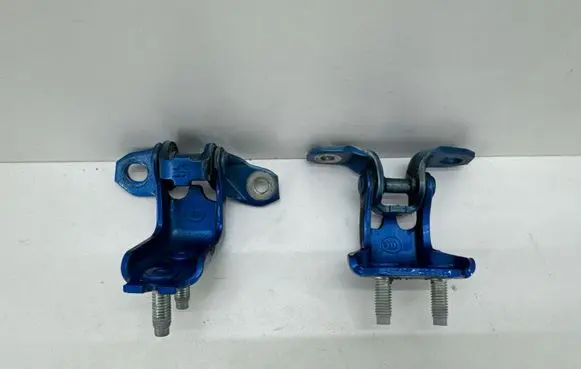 Suzuki Ignis Rear door hinge set 