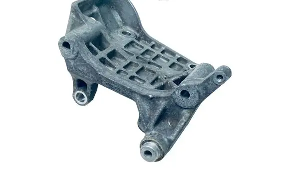 Porsche Cayenne (92A) Generator/alternator bracket 95860325220