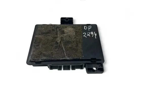 Chrysler PT Cruiser Door central lock control unit/module P05293043AE