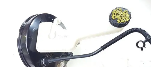 Ford Fusion II Brake booster HG9C2B195CA