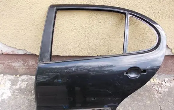Seat Toledo II (1M) Rear door