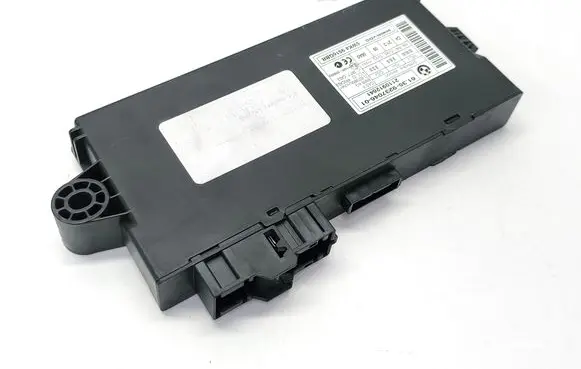 BMW X5M E70 CAS control unit/module 9237046 2110912641
