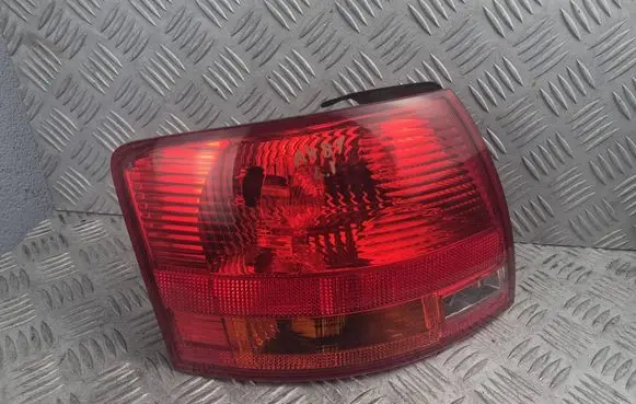 Audi A4 S4 B7 8E 8H Rear/tail lights 8E9945095E 484001493 UL0748001