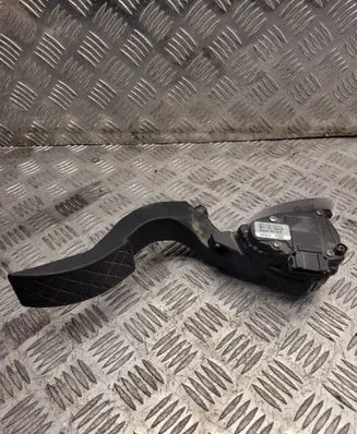 Audi A4 S4 B6 8E 8H Accelerator throttle pedal 8E1721523B
