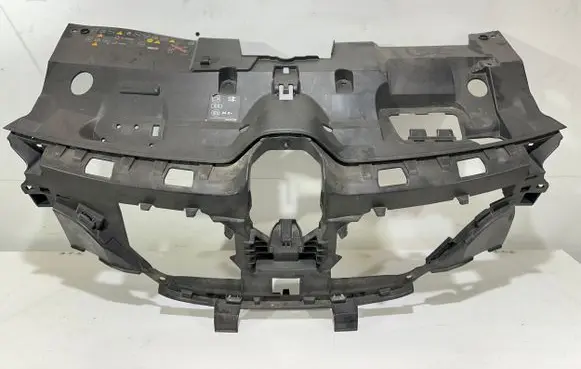 Renault Megane IV Engine bonnet/hood lock trim molding 620360534R