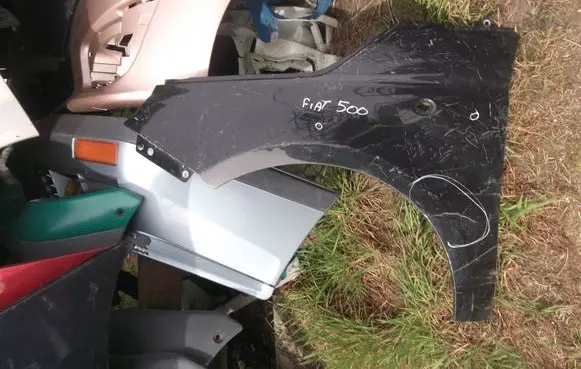 Fiat 500 Fender