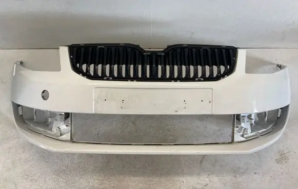Skoda Octavia Mk3 (5E) Front bumper 5E0807221 3200101