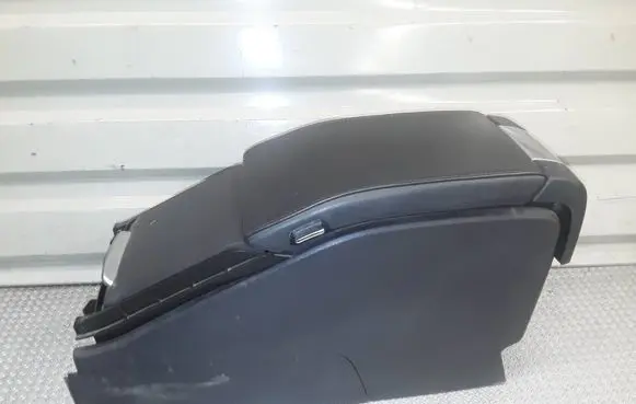 Volvo S80 Armrest 377798