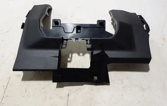 Renault Espace VI Panel trim 681046682R