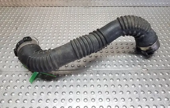Mercedes-Benz B W246 W242 Intercooler hose/pipe S26370599 A2465200101