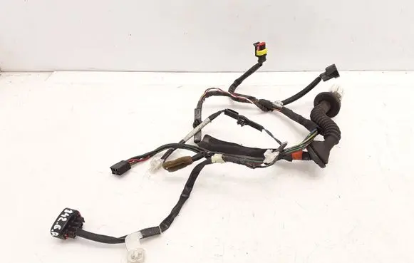 Toyota Avensis T220 Rear door wiring loom