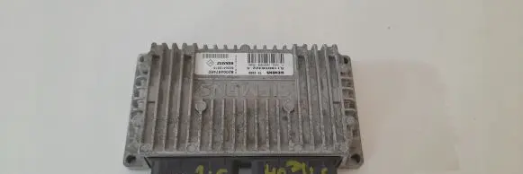 Renault Modus Engine control unit/module S118058322A