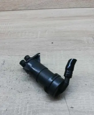 Audi A4 S4 B6 8E 8H Headlight washer pump 02470401062