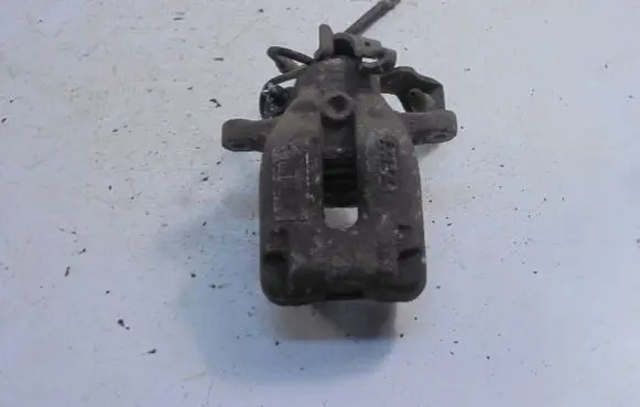 Citroen C4 I Picasso Rear brake caliper 9688242580
