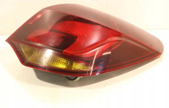 Opel Astra J Rear/tail lights E245027