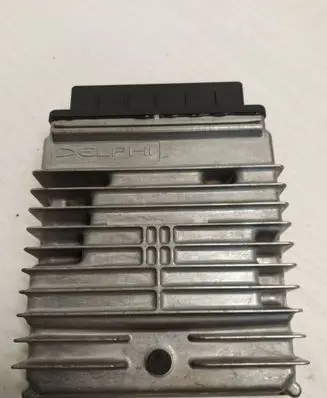 Ford Focus Engine control unit/module 2M5A12A650PE R0411C004F 12220510