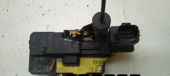 Volvo S80 Front door lock 