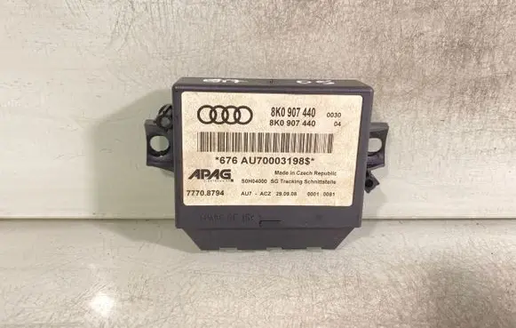 Audi Q7 4L Parking PDC control unit/module 8k0907440