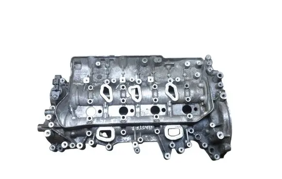 Renault Master III Camshaft 130C07155R 130257408R 130246760R