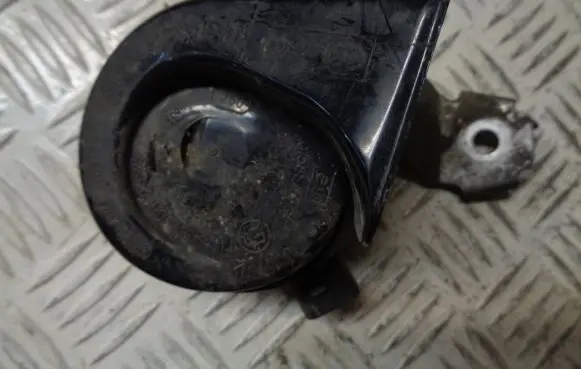 Skoda Yeti (5L) Horn signal 1K0951182G